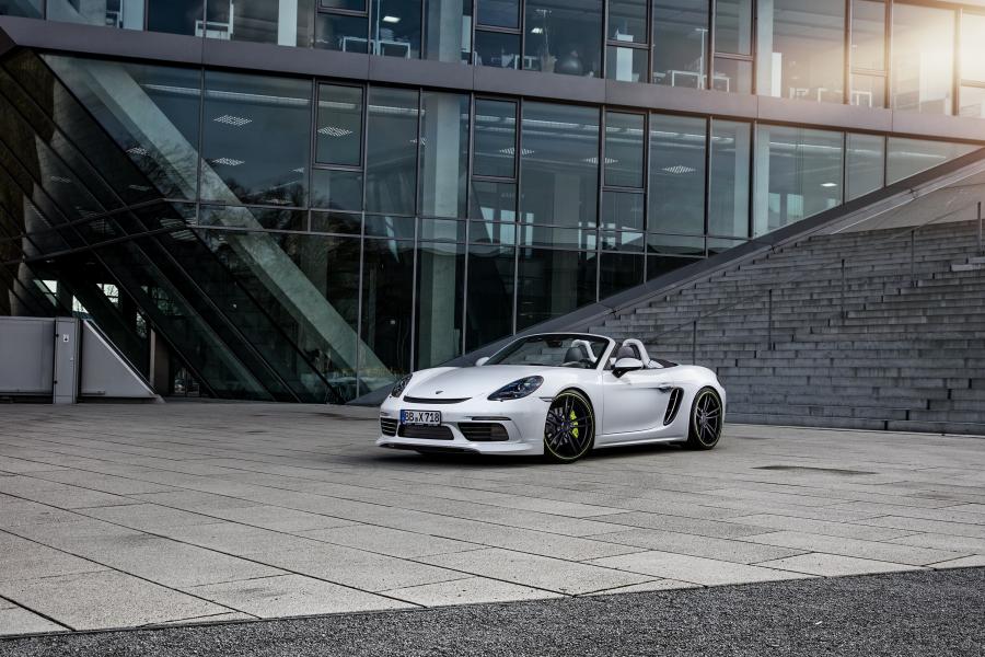  Porsche 718 Boxster by TechArt 2016 года  (фото 15 из 19)